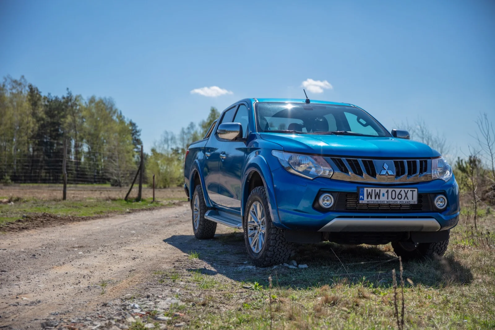 Mitsubishi L200 – w kolorze nieba...