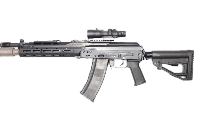Sureshot Armament Group MK2.1 to nowoczesne łoże do AK rodem z Moskwy. Rosjanie przyłożyli się do swojego zadania i wygląda na to, że stworzyli jedną z ciekawszych propozycji na rynku. Fot. Producenta