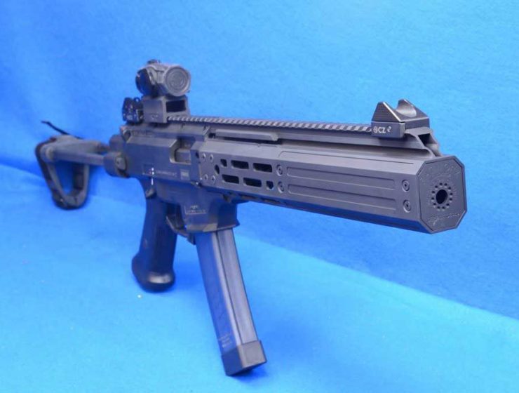 Manticore Arms i rtat Worx wprowadzają do oferty tłumik Venom dla pistoletów maszynowych CZ Scorpion EVO 3. Fot. producenta.